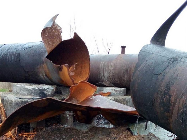 Exploded pipes in Ukraine, image shared from participant Viktor, in the discussion on how Ukraine will need reconstruction work